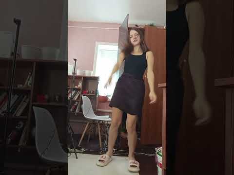 Лучший момент трансляции #прикольныекоты #веселыекоты #ootd #outfit #смешнойшортс #dance #humour