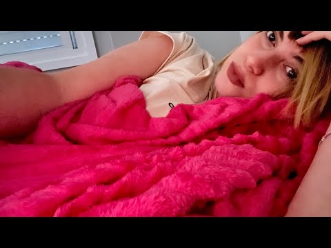 Asmr Namorada carinhosa Te põe pra dormir 💤  ASMR de pessima qualidade 😜