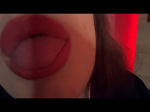 ASMR VERY CLOSE-UP KISSES AND MOUTH SOUNDS (NO TALKING)