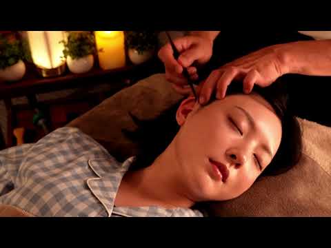 Gentle ear cleaning therapy—tiny sensations, big relaxation, and a night of deep sleep ✨💤