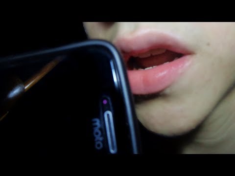 ASMR Binaural - COMENDO SUA ORELHA / EAR EATING (Sons de mastigação e de boca molhados)