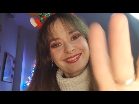Asmr Christmas makeup!!! Merry Christmas 🎁🎄 (tapping, scratching, whispering, brushing)