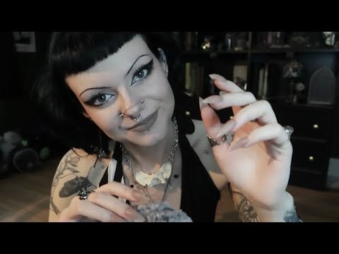 ASMR | Mic Scratching With Claws 💅🏻 fluffy cover, foam cover, & no cover