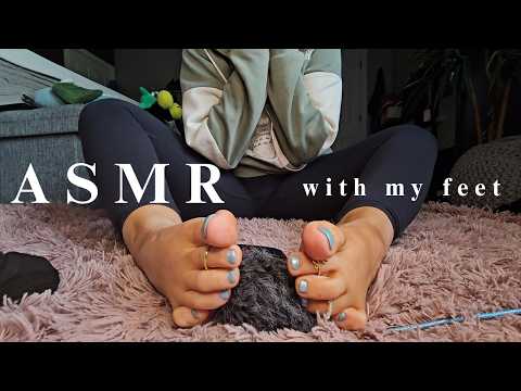 ASMR | Mic Scratching w my FEET | no talking |