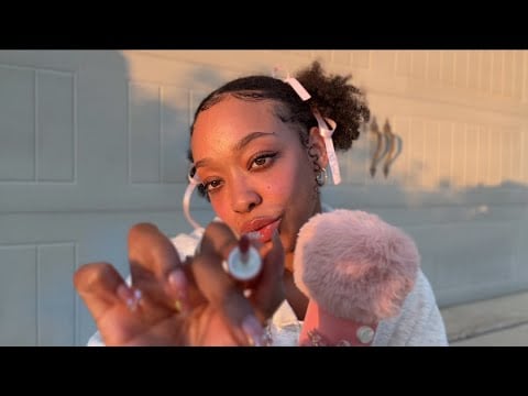 ASMR Lippie Application 💋 (Gum Chewing + Ear to Ear Whispers)