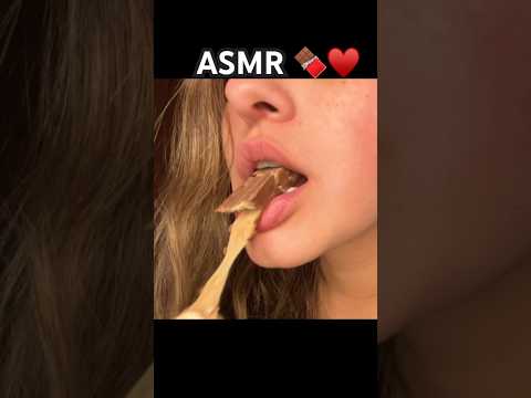 #asmrcasero #eating #asmrsnacks #asmrtwix #twix #chocolate #eatingchocolate #love #asmr