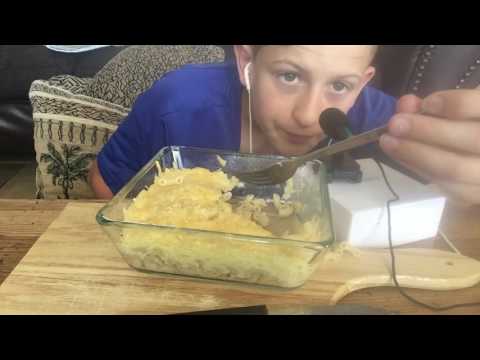 ASMR EATING: MAC&CHEESE!