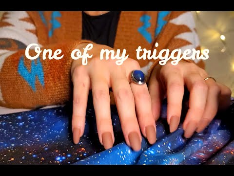 Random ASMR Trigger (Fabric) No Talking