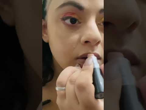 ASMR MAQUIAGEM, VIDEO COMPLETO NO CANAL!