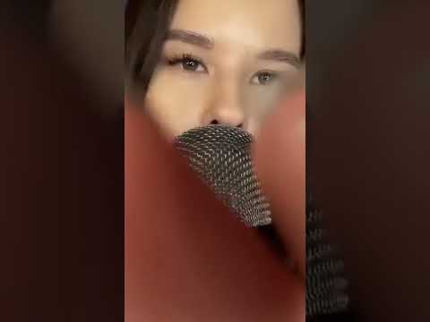 ASMR Mouth sounds hand movements Звуки рта и движение рук