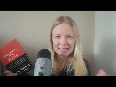 Asmr Suomi - Mitä kirjoja minulla on lainassa kirjastosta? Liikaa... 📖 (kuiskaten)