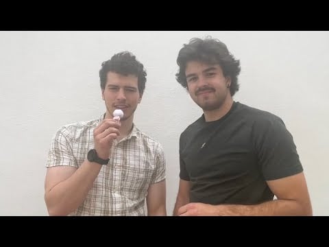 Friends try ASMR for the first time ☀️ triggers in Málaga Spain 🫶🏻