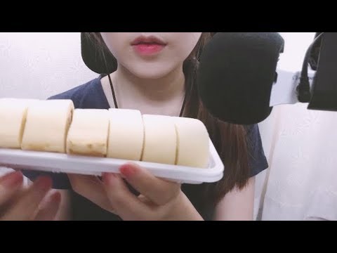 ASMR Mochi Roll 망한 모찌롤 이팅사운드 노토킹 Cream bread eating sounds mukbang