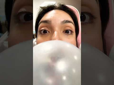 BUBBLE GUM ASMR | extreme bubble popping CLOSE Up chewing sounds