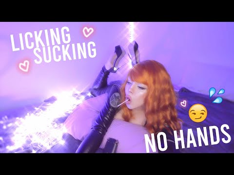 ASMR 😏💦 LICKING + SUCKING WITH NO HANDS *black widow cosplay*
