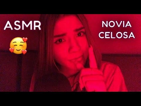 ASMR ROLEPLAY ESPAÑOL/Tu NOVIA CELOSA y TÓXICA te AYUDA a DORMIR ❤️