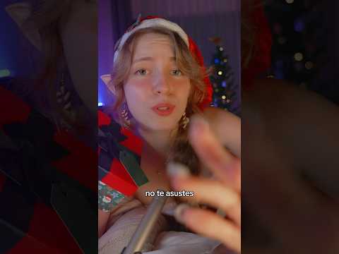 Espera! no te asustes… 🥹#ASMR Elfa de Navidad aparece en tu habitación ❤️