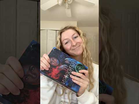 ASMR Book Massage #asmr #relax #asmrtriggers #asmrsounds #bookmassageasmr #asmrvideo #visualtingle
