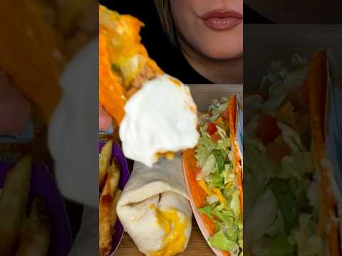 Eating Tacos #asmr #food #foodie #tacobell