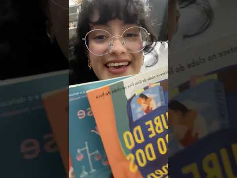 ASMR NA LIVRARIA #asmr #asmrcaseirinho