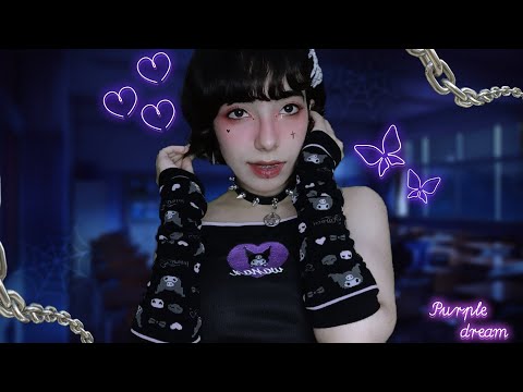ASMR GÓTICA COLOCANDO PIERCING EM VOCÊ NA SALA DE AULA | ROLEPLAY