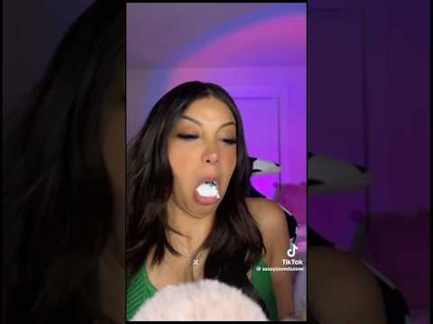 She’s always spitting stuff out😂😭💀 #Shorts  #mukbang #eatingsounds #dailyshorts #makeup
