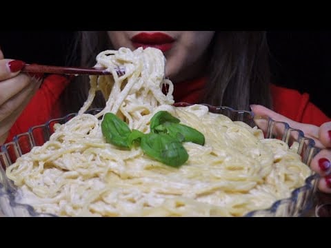 ASMR ALFREDO SPAGHETTI REALLY CREAMY CHEESY PASTA MUKBANG #asmr #mukbang #pasta #spaghetti #creamy