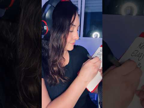 Escribí tu nombre? 😍 #asmr #tingles #asmrcommunity #relax #visualtingle #mouthwhisper