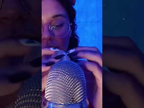 ASMR- Sons de tampinhas no mic