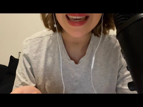 ASMR- Inglesa cantando canciones en español 🇪🇸😎 ASMR Spanish