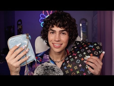 ASMR- Tapping on my Favorite Bags (Acrylic Nails) 💅🏻
