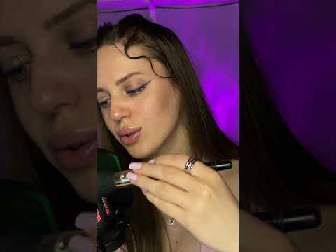 ASMR | Soothing Whistles and Brush Sounds