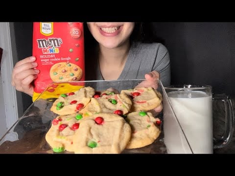 WARM HOLIDAY COOKIES AND MILK ASMR EATING *SOOTHING EATING SOUNDS*