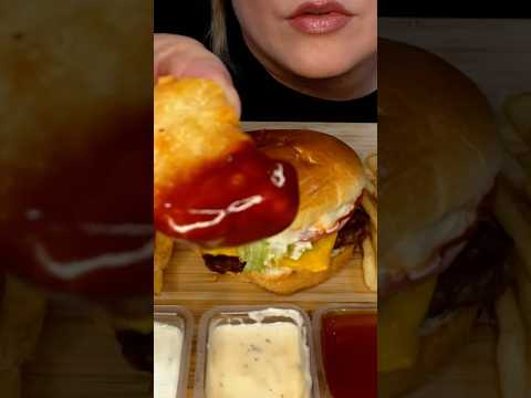 Eating Wendy’s Meal #foodshorts  #asmr #burger