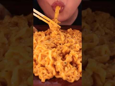 Spicy Cheesy Ramen #asmr #food #koreanfood #korean