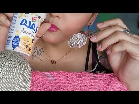 ASMR Comiendo yogurth con cuchara de vidrio 