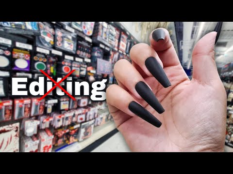 Public ASMR Halloween Tapping🎃 (Not Edited?!)
