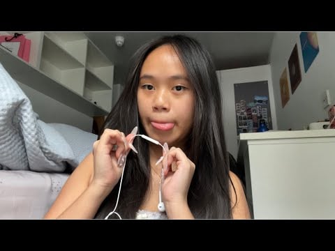 ASMR tongue fluttering, curling & swirls with apple mic 👅