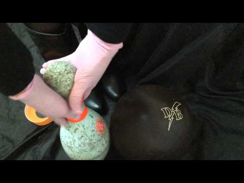 [ ASMR ] " Pink latex play bowling "