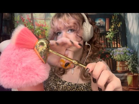 brushie and squishie ASMR combo :3 
