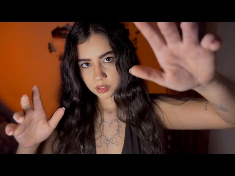 ASMR - POSSO FAZER UM CARINHO EM VOCÊ ?