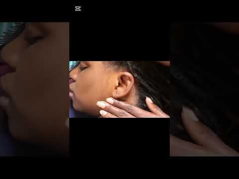 Asmr ear cleaning and picking with gum chewing for immediate sleep
