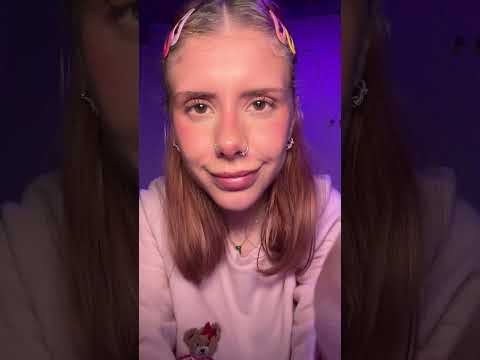 ASMR parting your hair (NO TALKING, HUMMING) #asmrhair #asmrsounds #personalattention