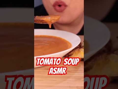 Creamy tomato bisque soup #asmr #soup #food #fallintoshorts #tomato
