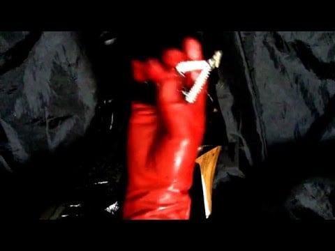 RED LEATHER💋 and SHINY BLACK LATEX GLOVES💞 HEELS 👠 MASSAGE