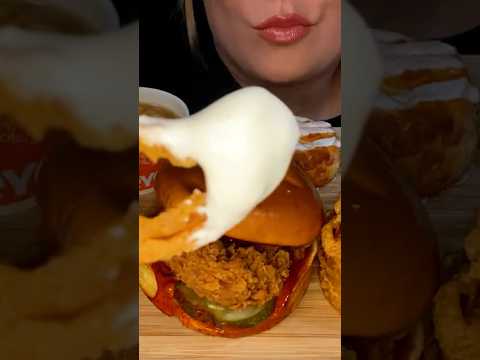 Eating Popeyes #asmr #food #eatingshow #popeyes