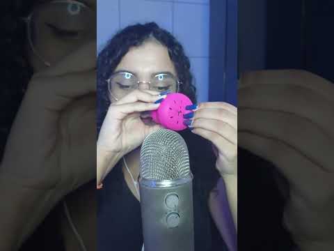 ASMR- Esponjinha no mic