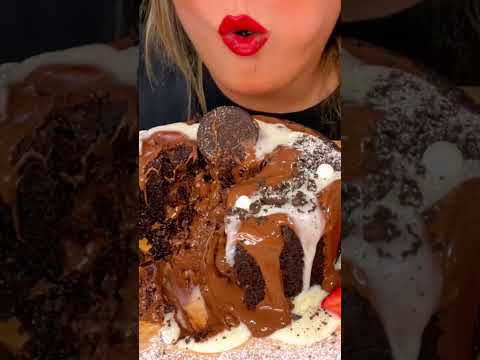 Crunchy Oreos Dipped In Nutella #shorts #asmr