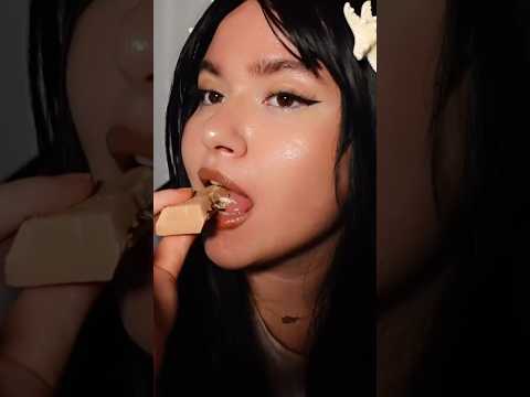 hair + chocolate Asmr mukbang🍫 testing angel hair #chocolate #angelhair #mukbang #asmreating #asmr
