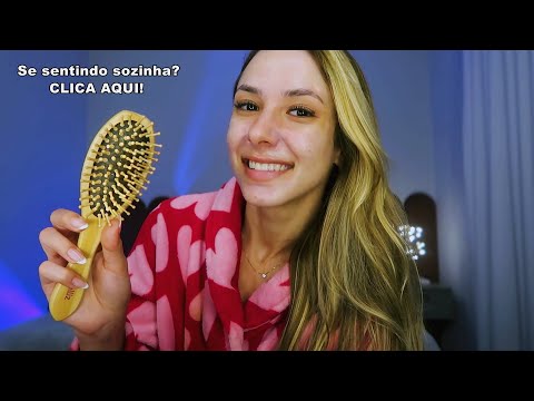 ASMR - SUA MELHOR AMIGA TE FAZENDO COMPANHIA PRA DORMIR *com fofocas e chuva*